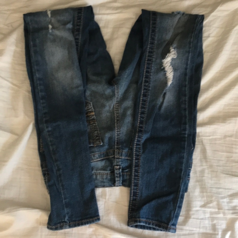 Mudd: Ripped Jeans - Picture 3 of 4